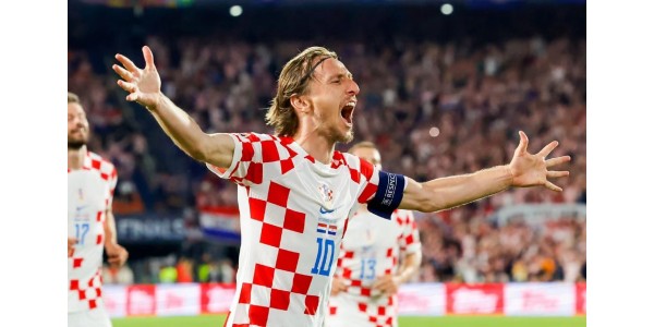 Čarobnjak koji nikada ne odlazi u mirovinu, legenda Real Madrida Modrić